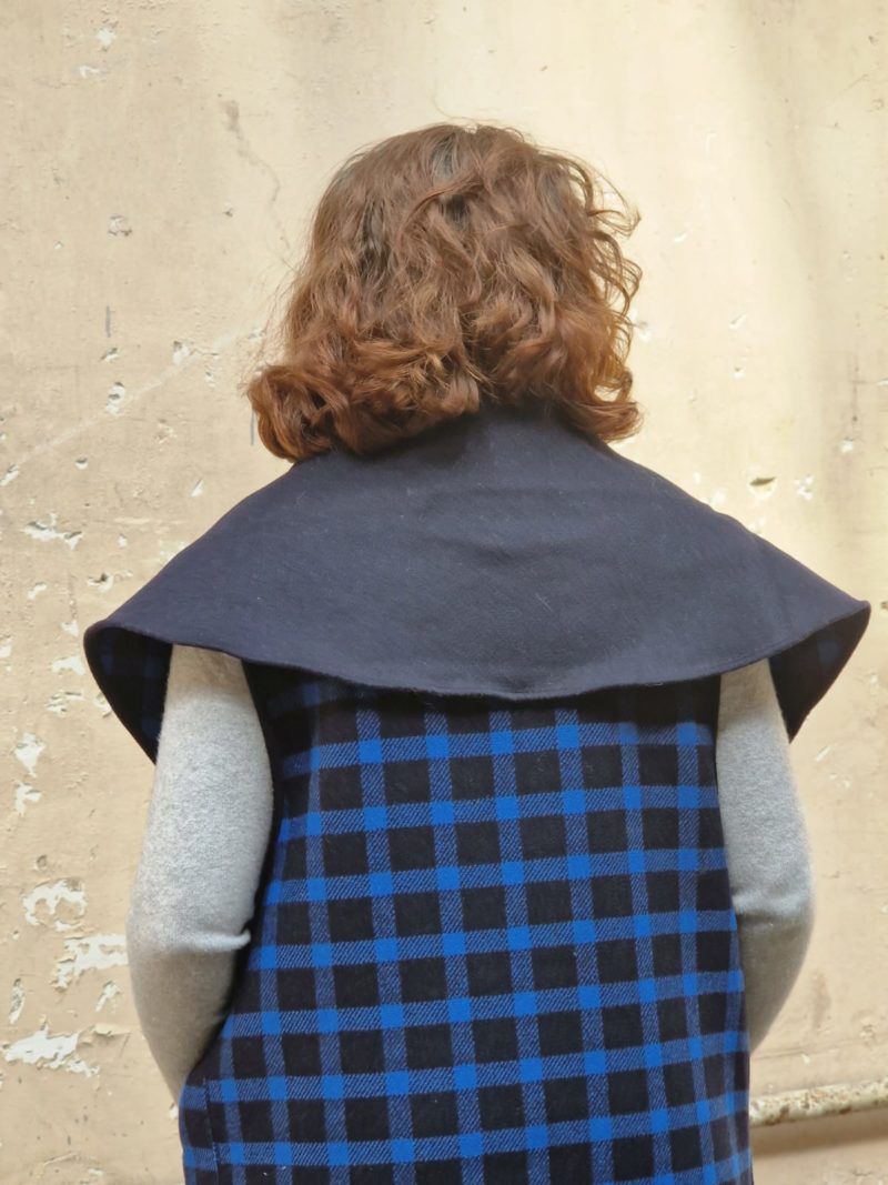 manteau réversible grand col châle à carreaux bleu