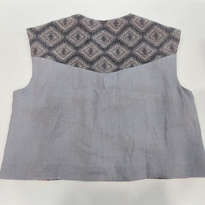 veste patchwork dos gris