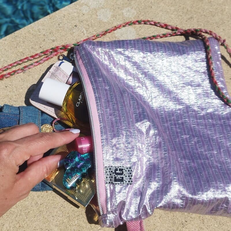 pochette brillante rose