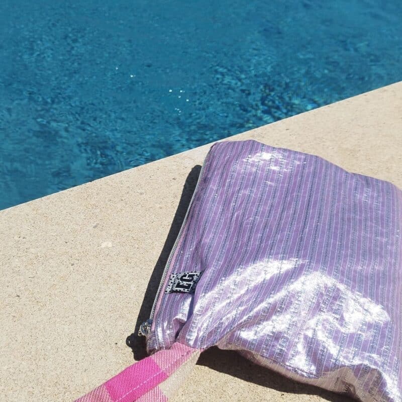 pochette brillante rose