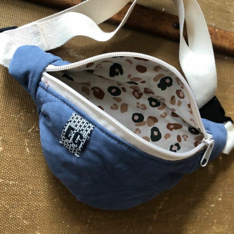 sac-banane-bleu-enfant