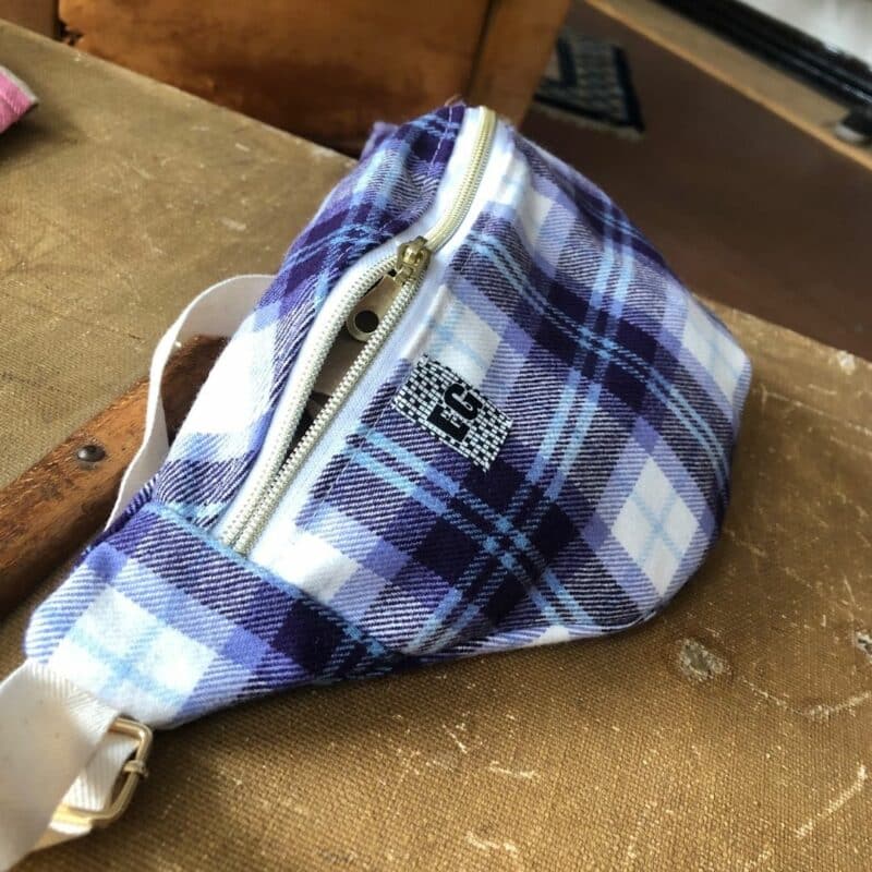 Sac banane carreau violet