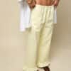 pantalon jaune à volants