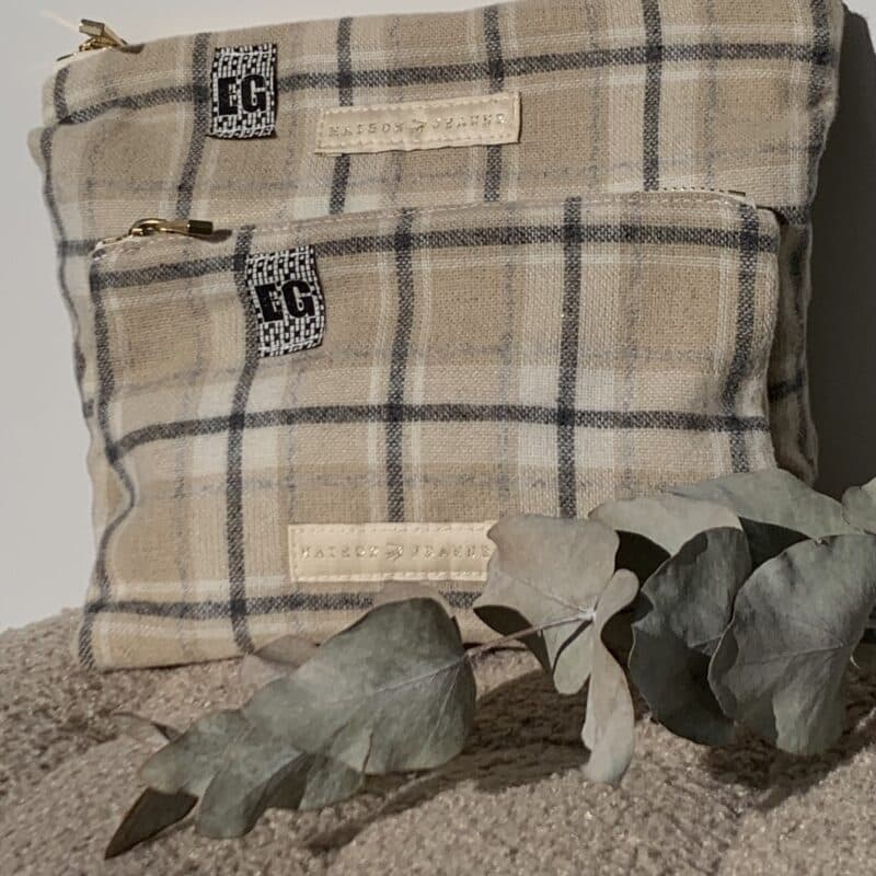 pochette à carreaux beige et gris (copie)