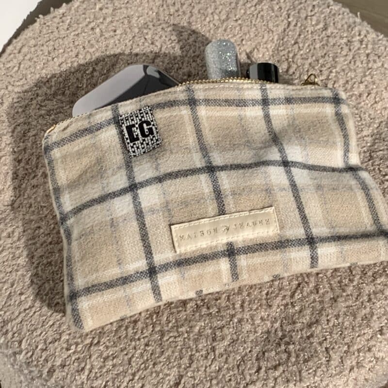 pochette à carreaux beige et gris (copie)