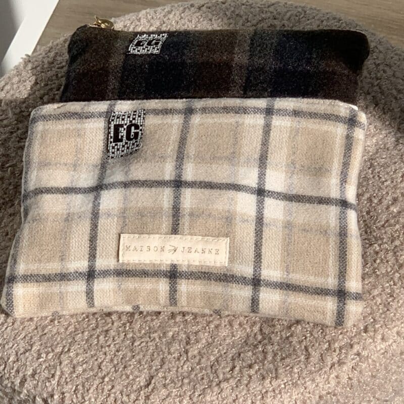 pochette à carreaux beige et gris (copie)